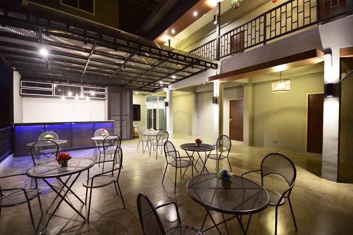 Imagen del bar/restaurante del Hostel Inn Stations. Foto 2