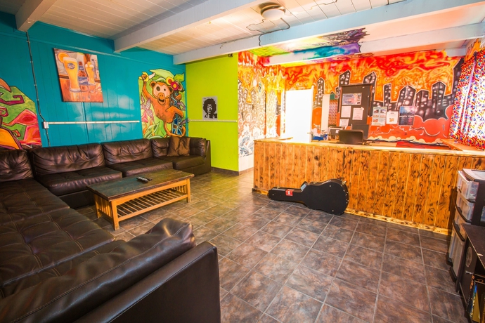 Imagen de los interiores del Hostel Ith Beach Bungalow Surf. Foto 12