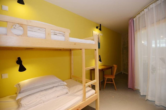 Imagen de la habitación del Hostel J Trip Youth. Foto 5