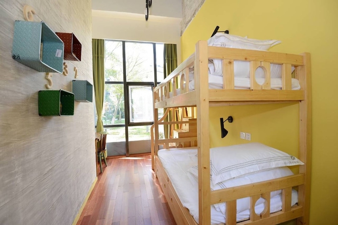 Imagen de la habitación del Hostel J Trip Youth. Foto 16