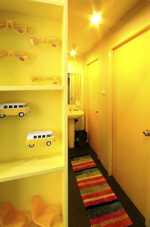 Imagen de los interiores del Hostel Jellybean Ezy Sathorn. Foto 8