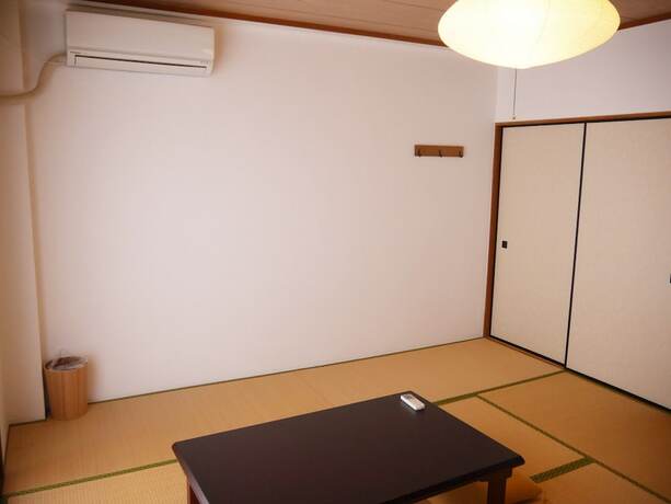 Imagen de la habitación del Hostel J-hoppers Lake Biwa Guesthouse -. Foto 22