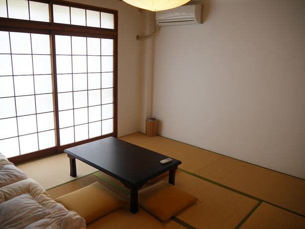 Imagen de la habitación del Hostel J-hoppers Lake Biwa Guesthouse -. Foto 24