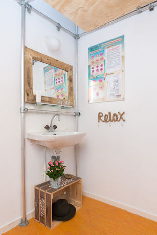 Imagen de los interiores del Hostel Jorplace Beach. Foto 16