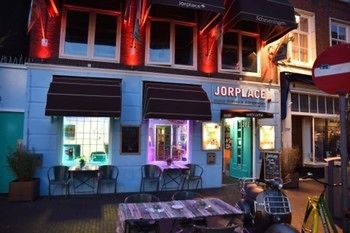 Imagen del bar/restaurante del Hostel Jorplace Beach. Foto 3