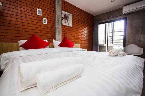 Imagen de la habitación del Hostel Journey Suratthani. Foto 9