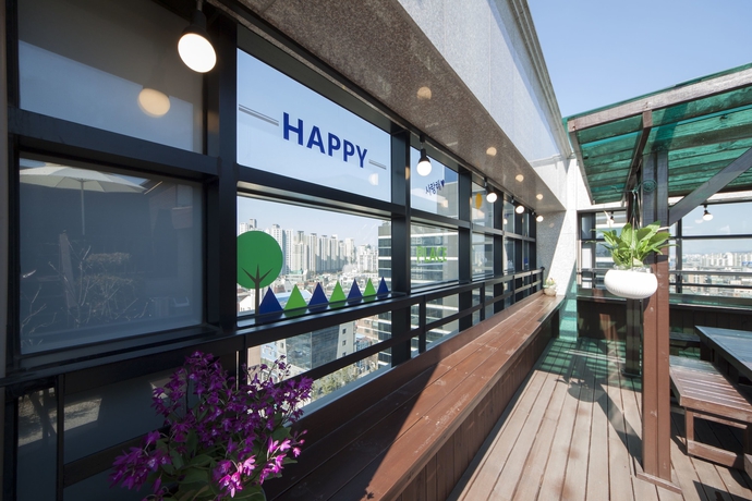 Imagen de los exteriores del Hostel K- Grand Dongdaemun. Foto 9