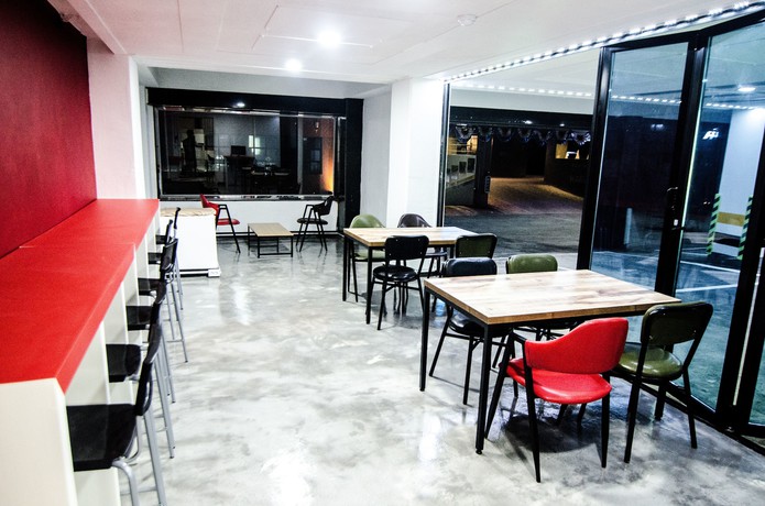 Imagen del bar/restaurante del Hostel Kimchee Busan Downtown Guesthouse -. Foto 3