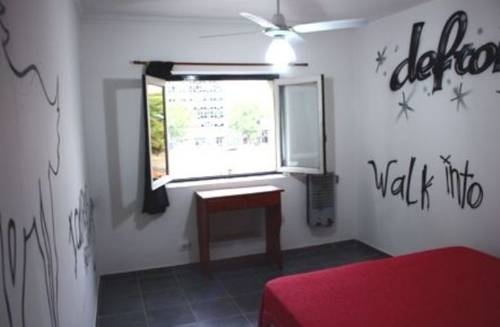 Imagen general del Hostel Km0 Rock. Foto 2