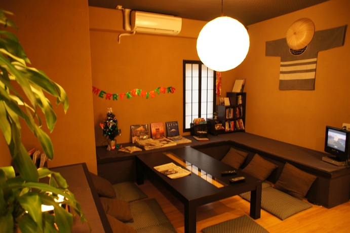 Imagen de los interiores del Hostel K's House Tokyo Oasis -. Foto 10