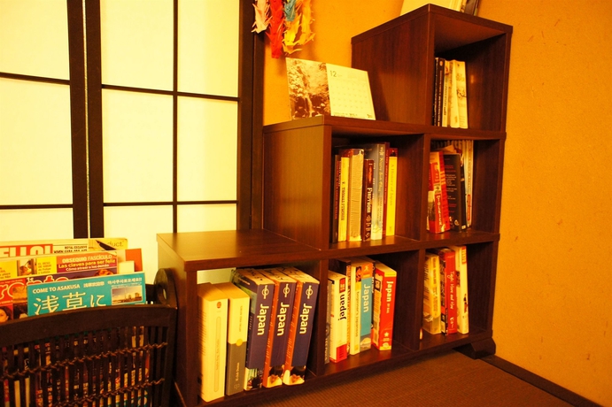 Imagen general del Hostel K's House Tokyo Oasis -. Foto 2