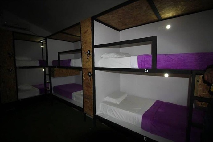 Imagen de la habitación del Hostel La Antigua Capsula. Foto 19