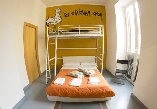 Imagen de la habitación del Hostel La Controra. Foto 11