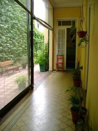 Imagen general del Hostel La Plata, La Plata. Foto 19