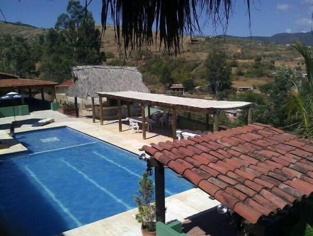Imagen de la piscina del Hostel La Villada Inn -. Foto 16