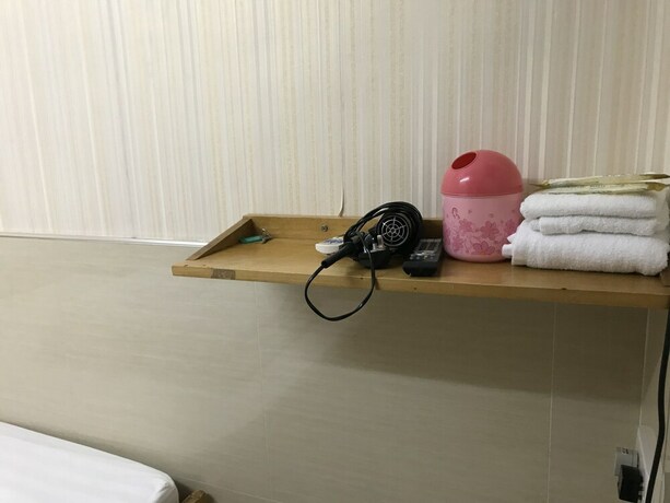 Imagen de la habitación del Hostel Lam Shan Hotel. Foto 12