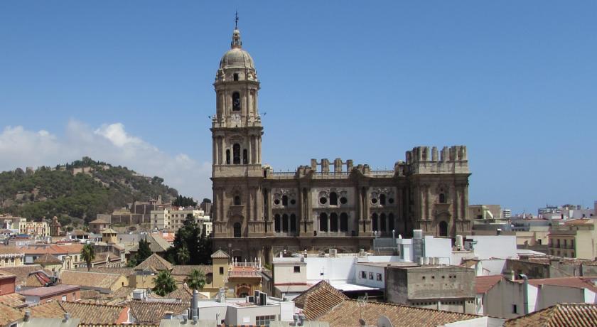 Imagen de los exteriores del Hostel Larios Cool. Foto 5