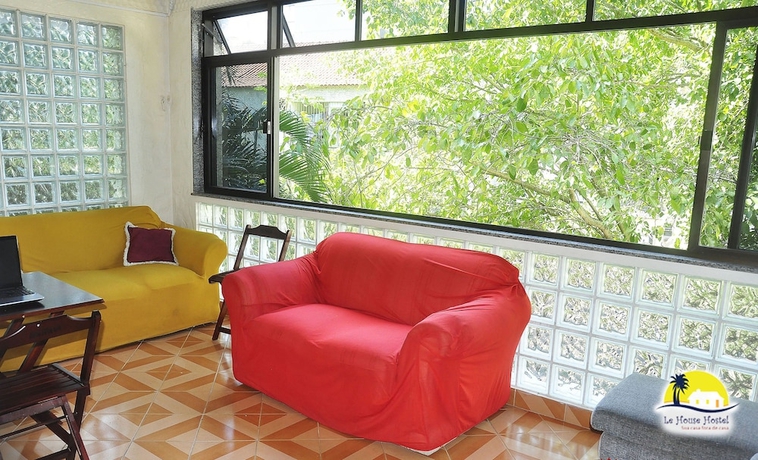 Imagen de los interiores del Hostel Le House. Foto 17