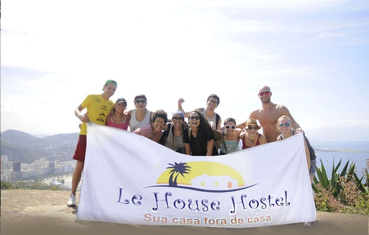 Imagen de los interiores del Hostel Le House. Foto 19