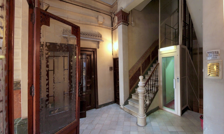 Imagen de los interiores del Hostel Lenin Barcelona. Foto 11