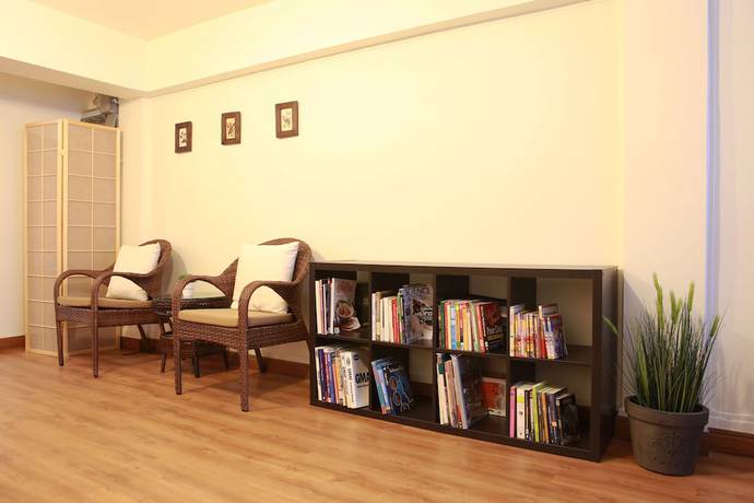 Imagen de los interiores del Hostel Les Fleurs Bangkok. Foto 18