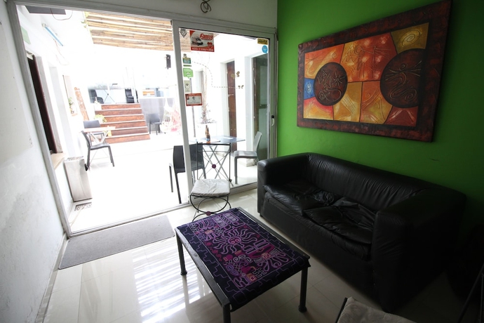 Imagen de los interiores del Hostel Link Cordoba. Foto 18