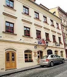 Imagen de los exteriores del Hostel Little Quarter. Foto 7