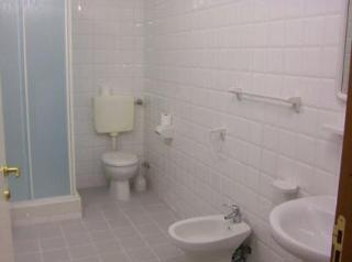 Imagen de la habitación del Hostel Litus Roma. Foto 14