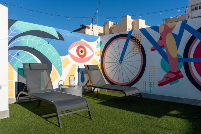 Imagen de los exteriores del Hostel Live it Malaga. Foto 5