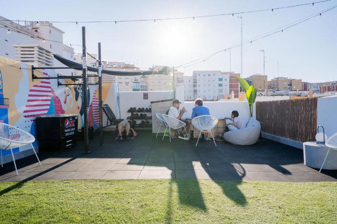 Imagen de los exteriores del Hostel Live it Malaga. Foto 6