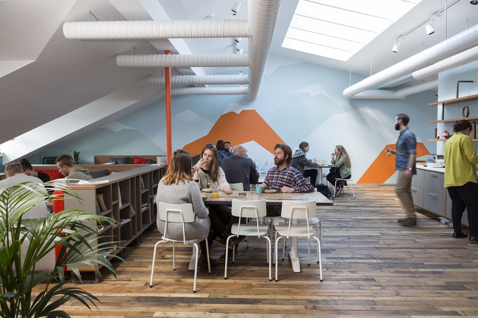 Imagen del bar/restaurante del Hostel Loft, Reykjavik. Foto 2