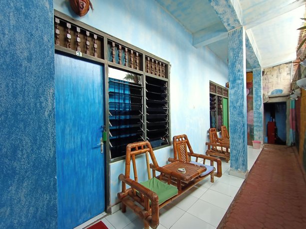 Imagen de la habitación del Hostel Lovina Central. Foto 12