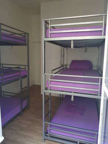 Imagen de la habitación del Hostel Lyonnais. Foto 4