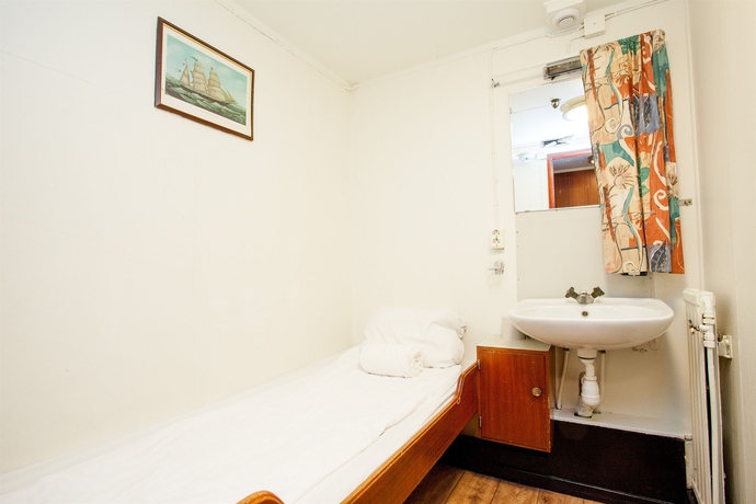 Imagen de la habitación del Hostel M/S Birger Jarl -Hotel &. Foto 2