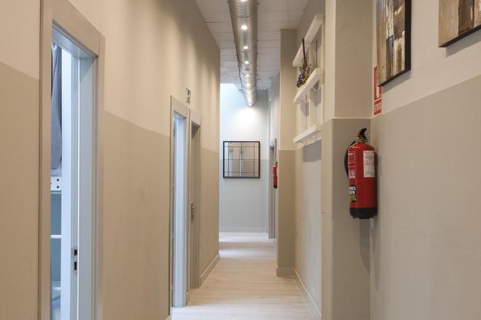 Imagen de los interiores del Hostel Malaga Stop AB. Foto 8