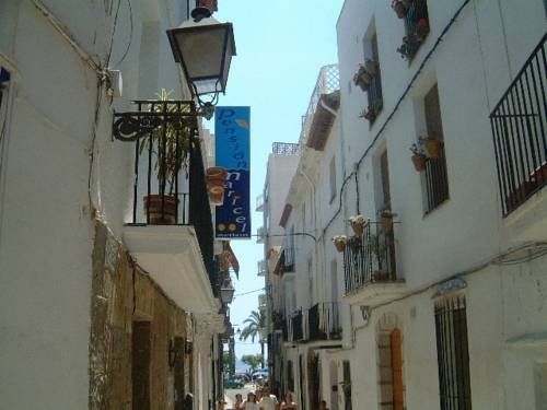 Imagen de la habitación del Hostel Maricel, Sitges. Foto 10