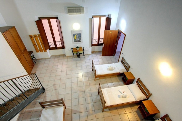 Imagen de la habitación del Hostel Marina, CAGLIARI. Foto 11