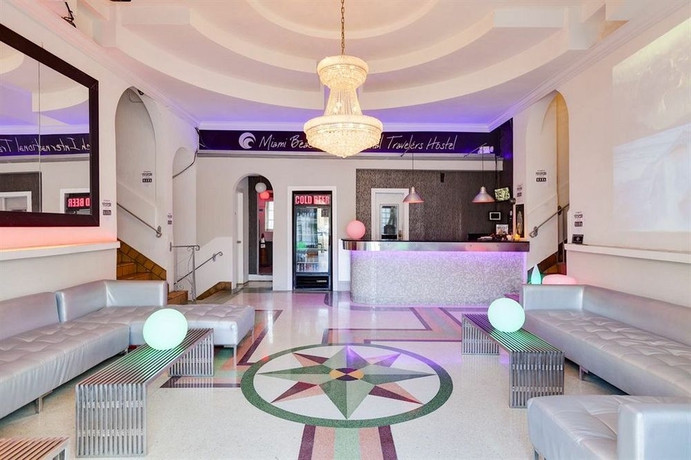 Imagen de los interiores del Hostel Miami International by Lowkl. Foto 9