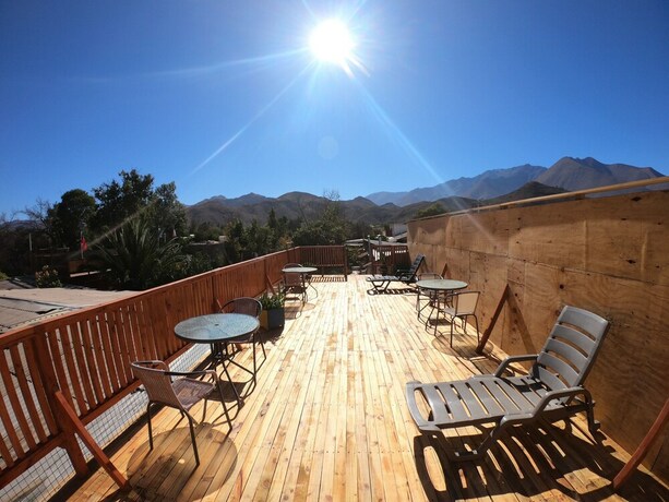 Imagen de los exteriores del Hostel Michel. Foto 9