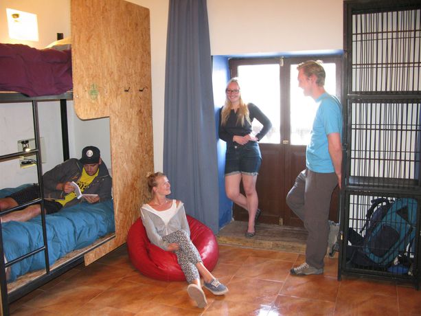 Imagen del bar/restaurante del Hostel Milhouse Cusco. Foto 7