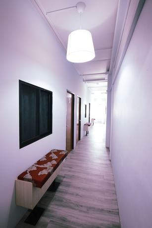 Imagen de los interiores del Hostel Moni Gallery (sg Clean). Foto 8