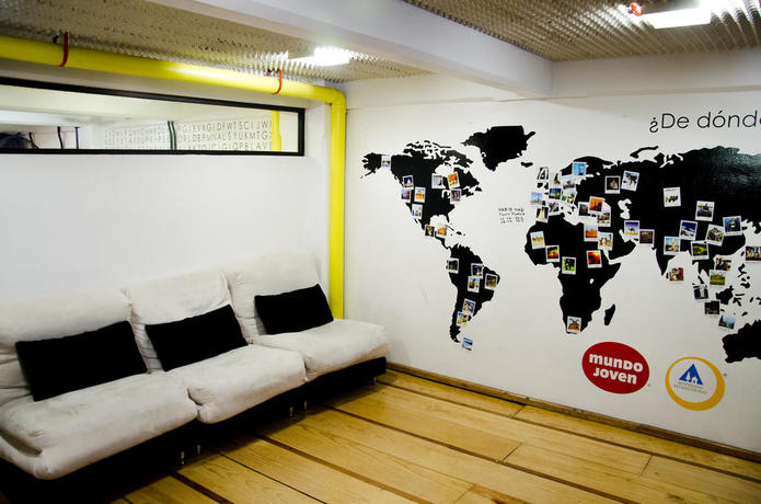 Imagen de los interiores del Hostel Mundo Joven Catedral. Foto 7