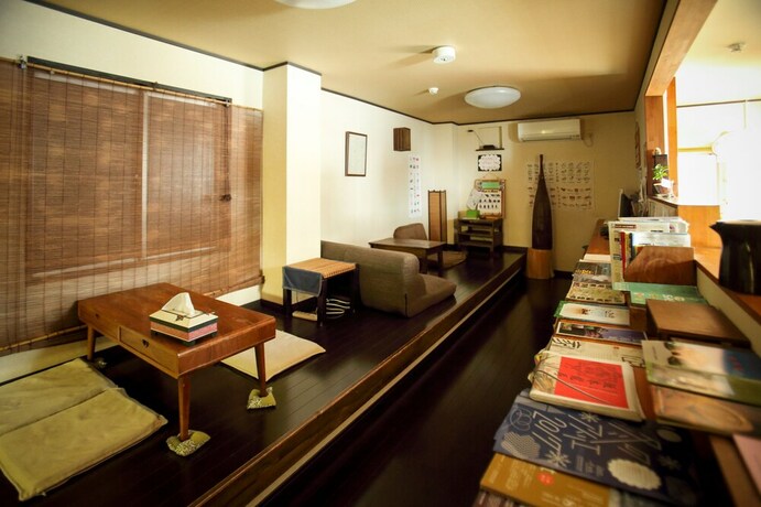 Imagen de los interiores del Hostel Nagasaki International Akari. Foto 16