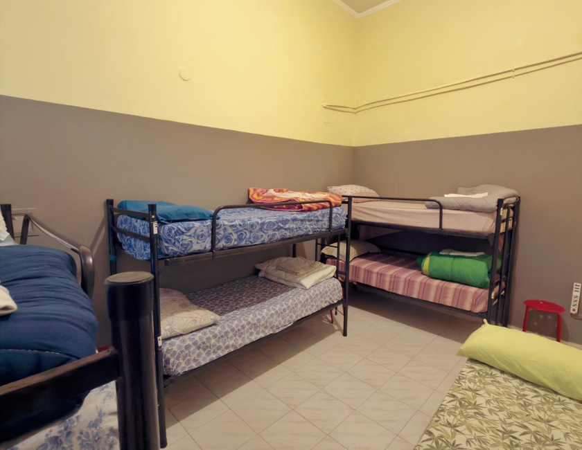 Imagen general del Hostel Naples Pizza. Foto 2