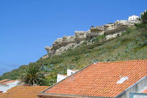 Imagen de los exteriores del Hostel Nazar&eacute;, NAZARE. Foto 17