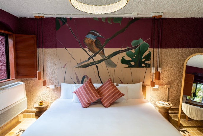 Imagen de la habitación del Hostel N&iacute;lu Cancun Zona Hotelera by Selina. Foto 15