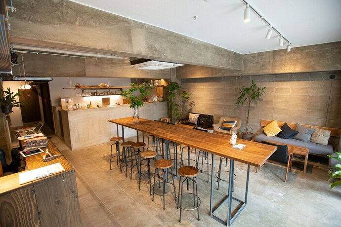 Imagen del bar/restaurante del Hostel Niniroom. Foto 21