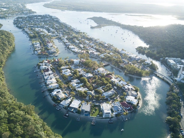 Imagen de los exteriores del Hostel Nomads Noosa Backpackers. Foto 10