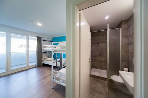 Imagen de la habitación del Hostel Nyon. Foto 6