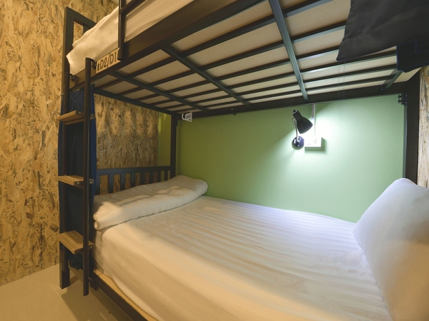 Imagen de la habitación del Hostel OYO 526 Baan Wararin. Foto 15